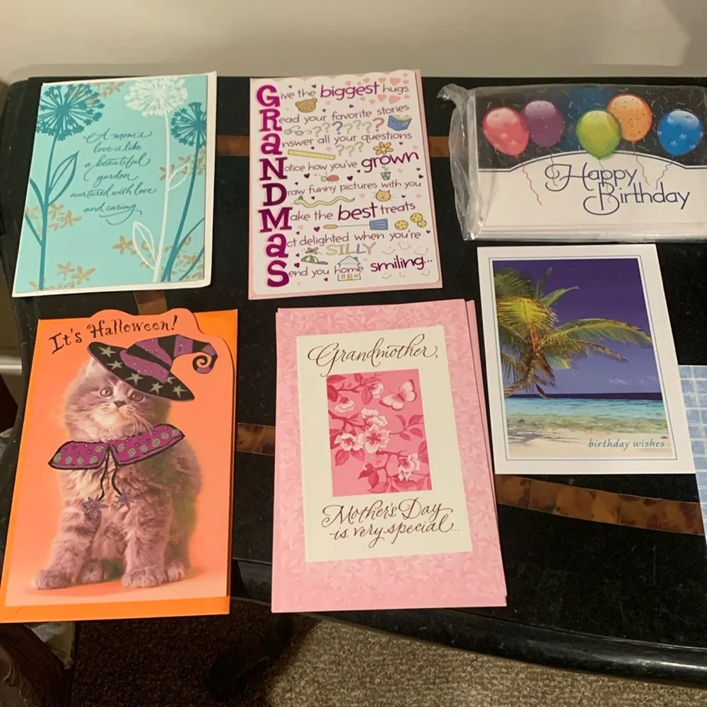 Assortment of 40 Cards